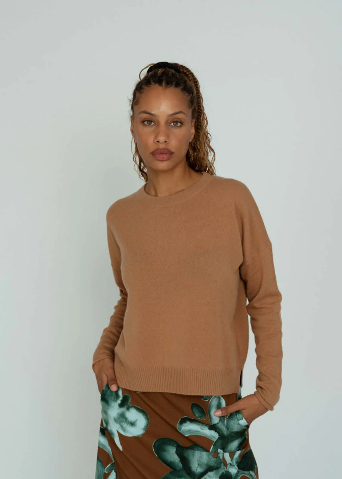 Cashmere Crew Sweater - Caramel