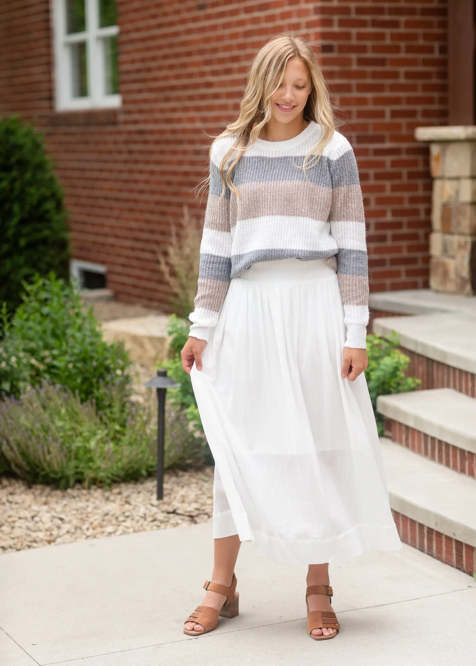 Gray Colorblock Crew Neck Sweater