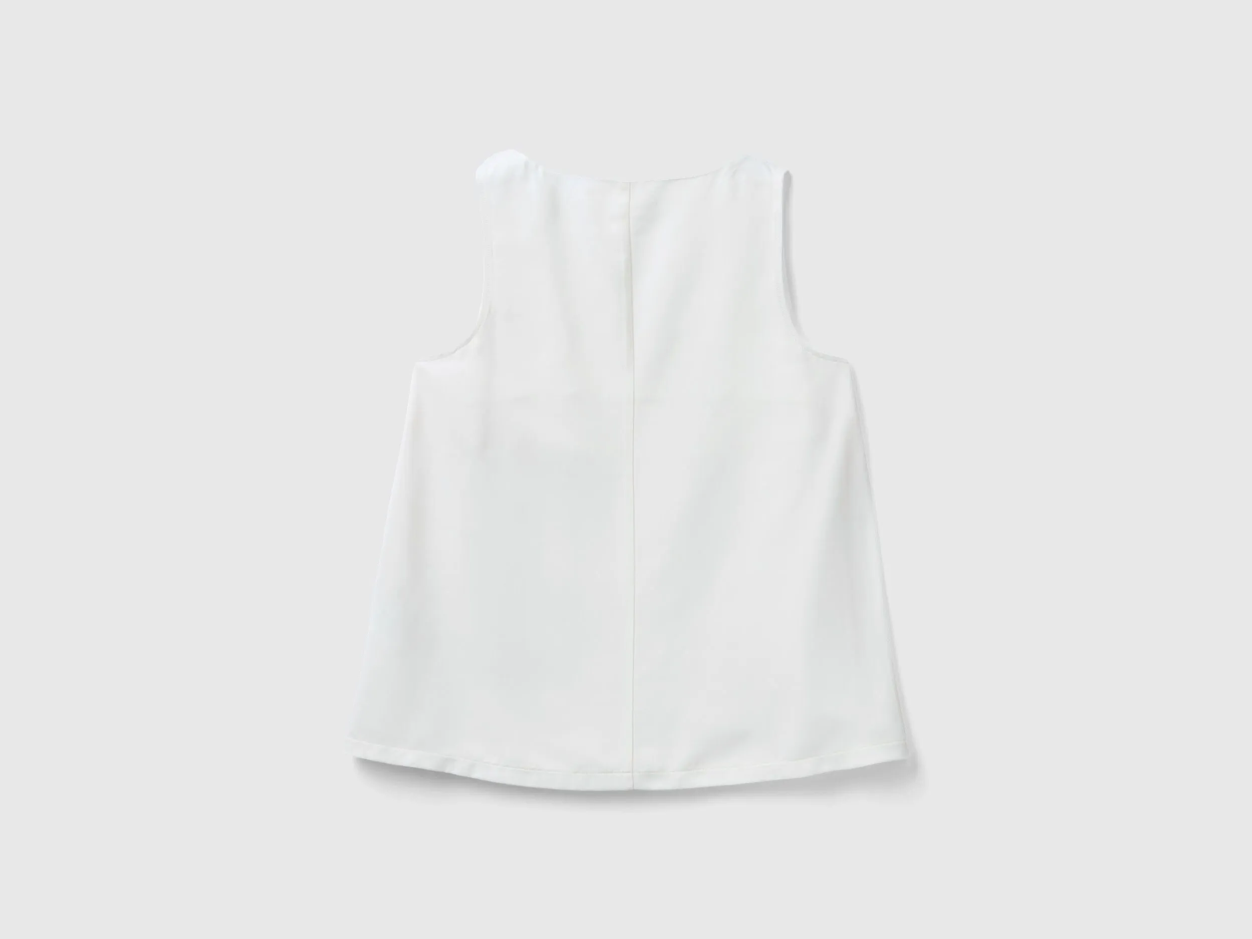 Satin look sleeveless blouse - Creamy White | Benetton