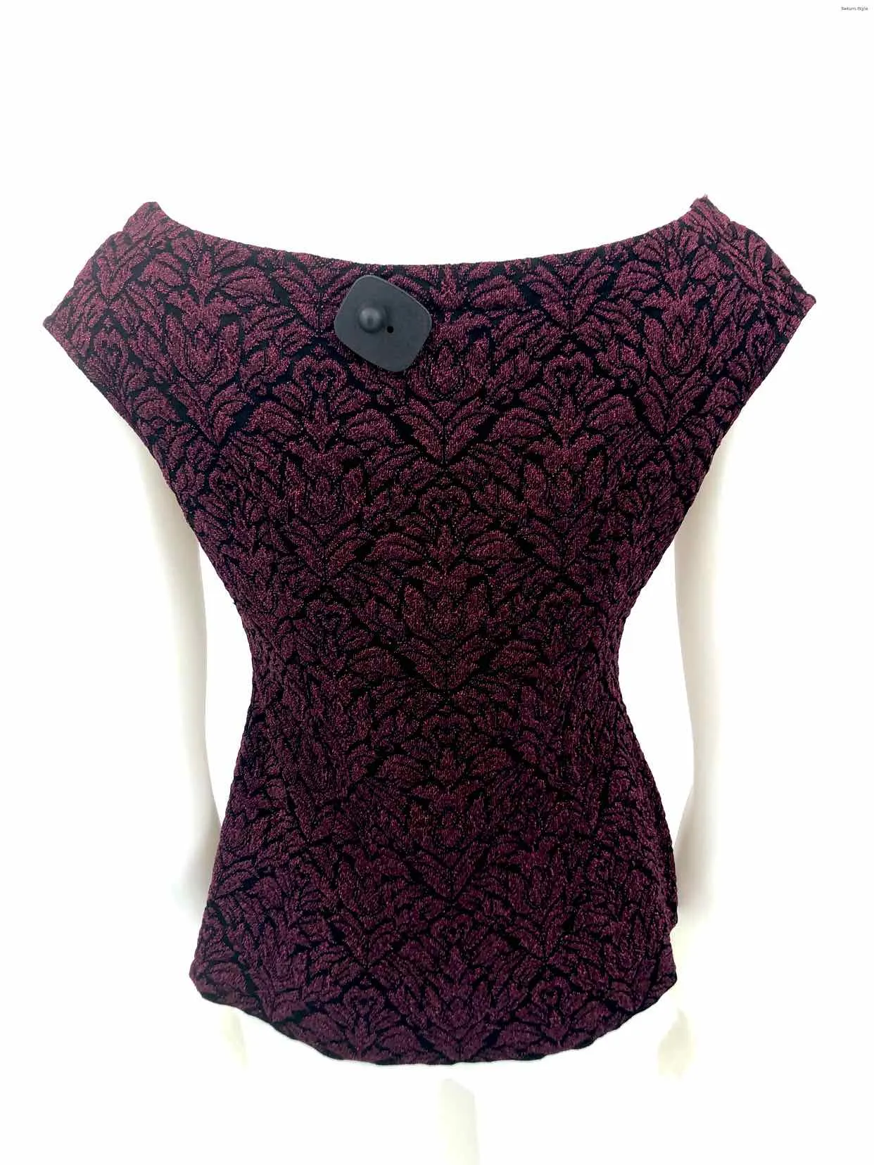 ST. JOHN Black Burgundy Textured Size MEDIUM (M) Top