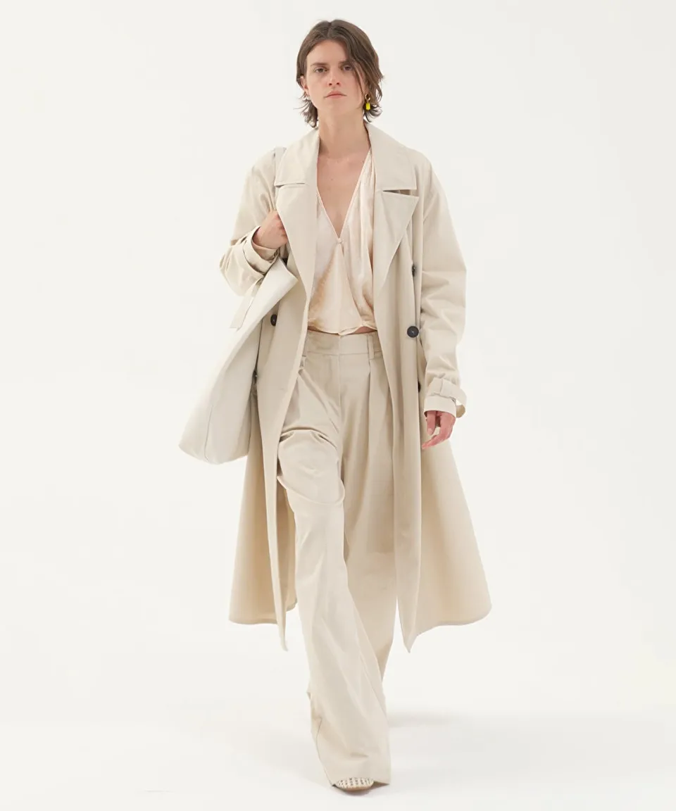 trench coat in waterproof gabardine